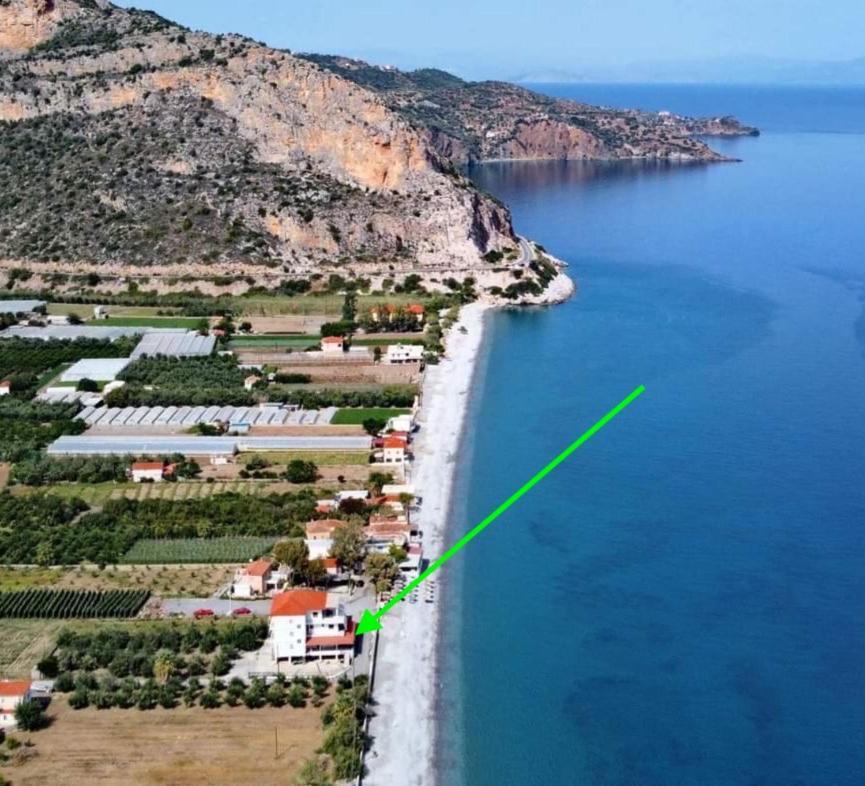 Thassa Beach Apartment No6 Leonidio Exterior photo